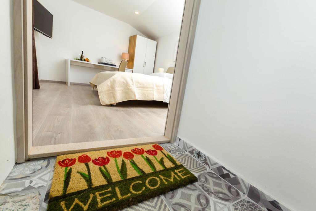 Apartments & Room Rollex Split Exterior foto